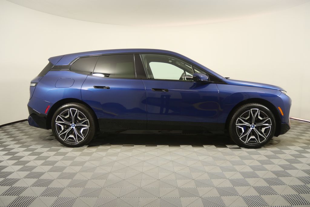 Thumbnail: 2024 BMW iX - 6