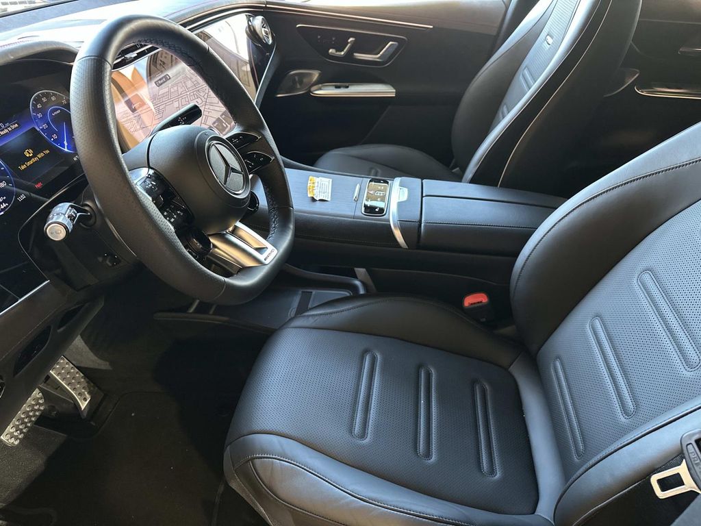 Thumbnail: 2025 Mercedes-Benz EQE - 15