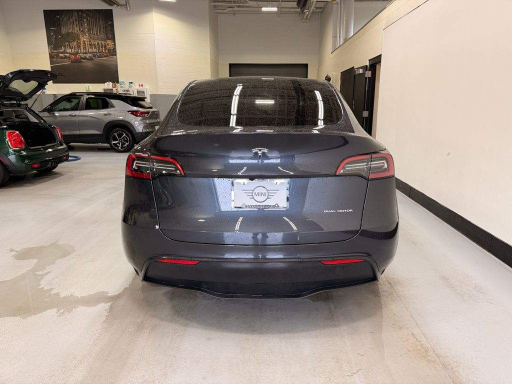 2024 Tesla Model Y Long Range 4