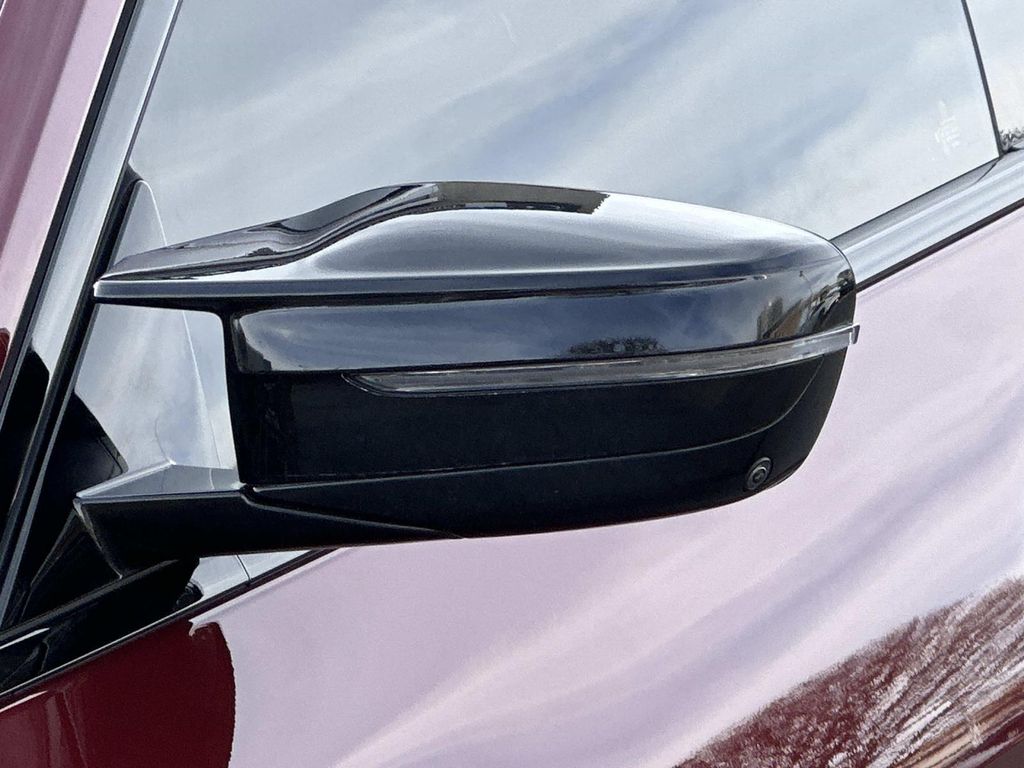 Thumbnail: 2024 BMW M4 - 2