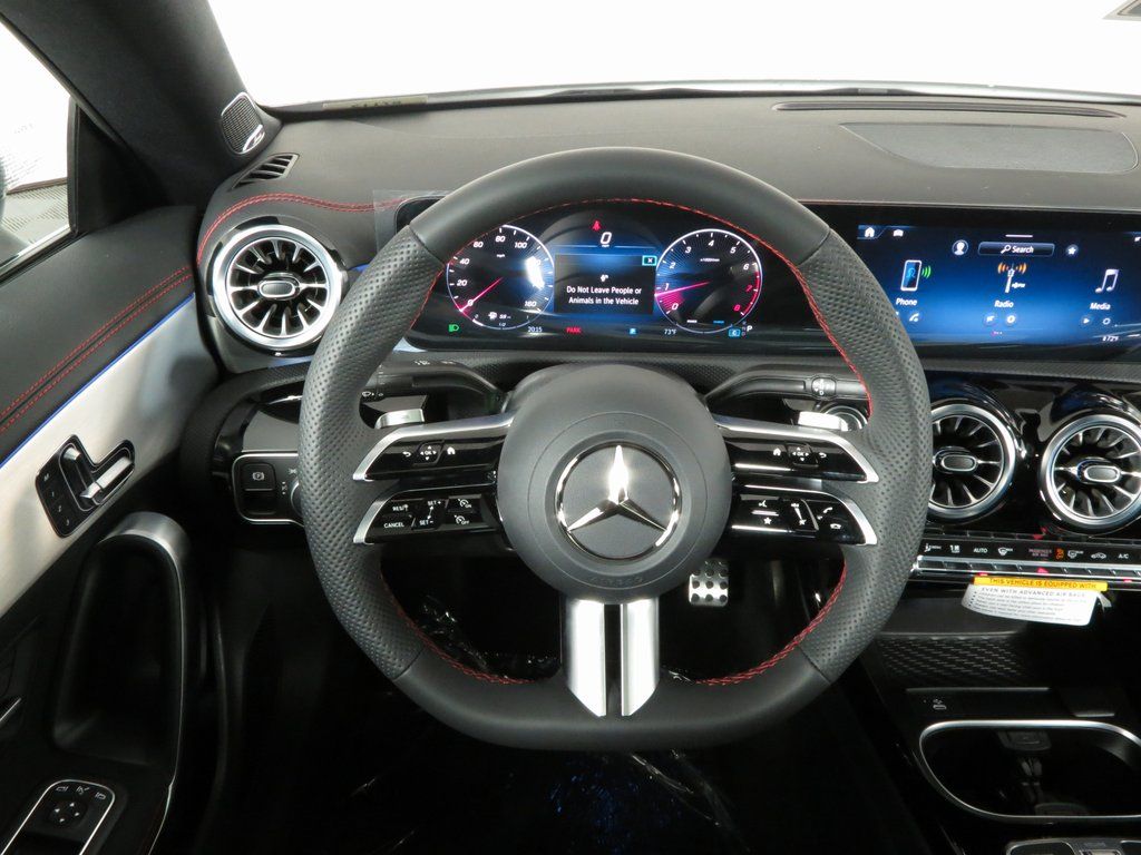 2025 Mercedes-Benz CLA 250 4