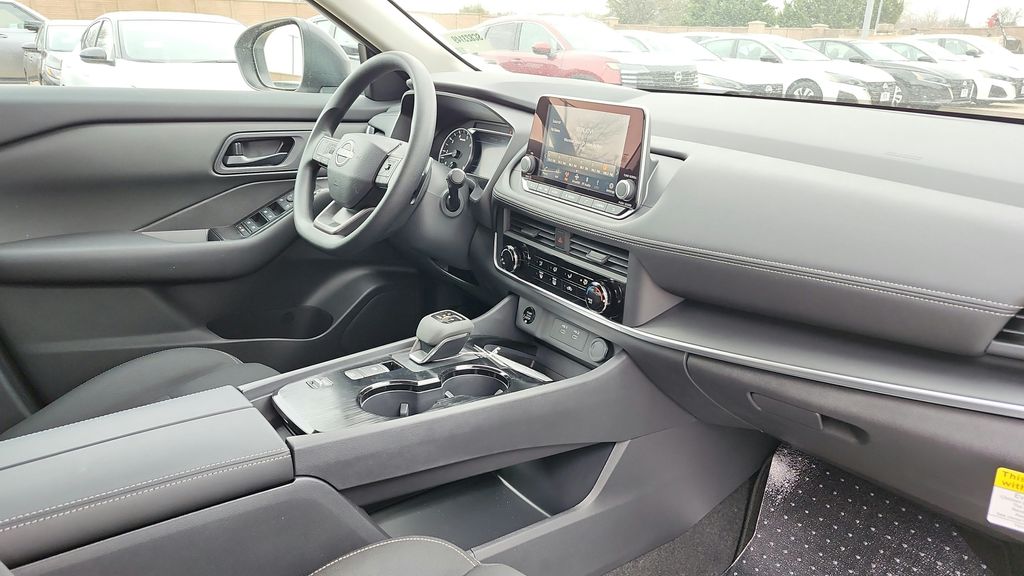 2025 Nissan Rogue
