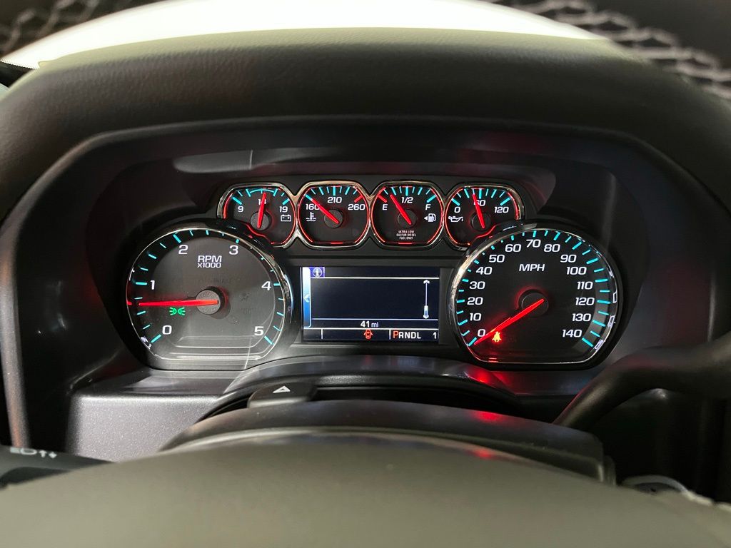 2025 Chevrolet Silverado 5500HD 