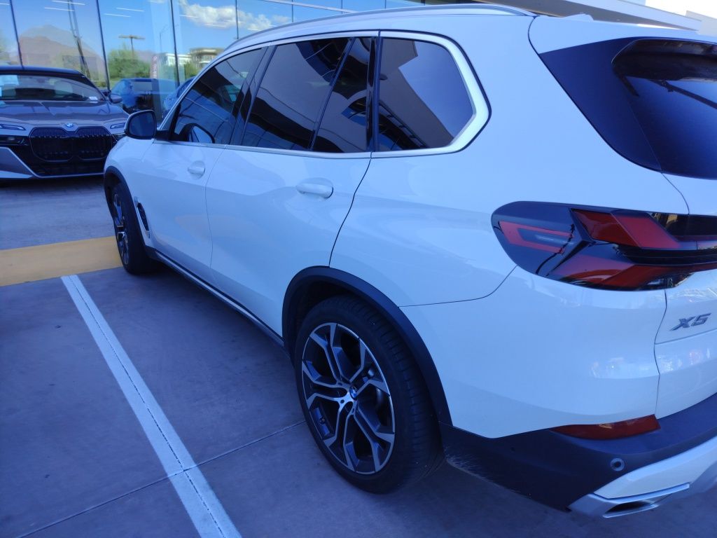 Thumbnail: 2024 BMW X5 - 3