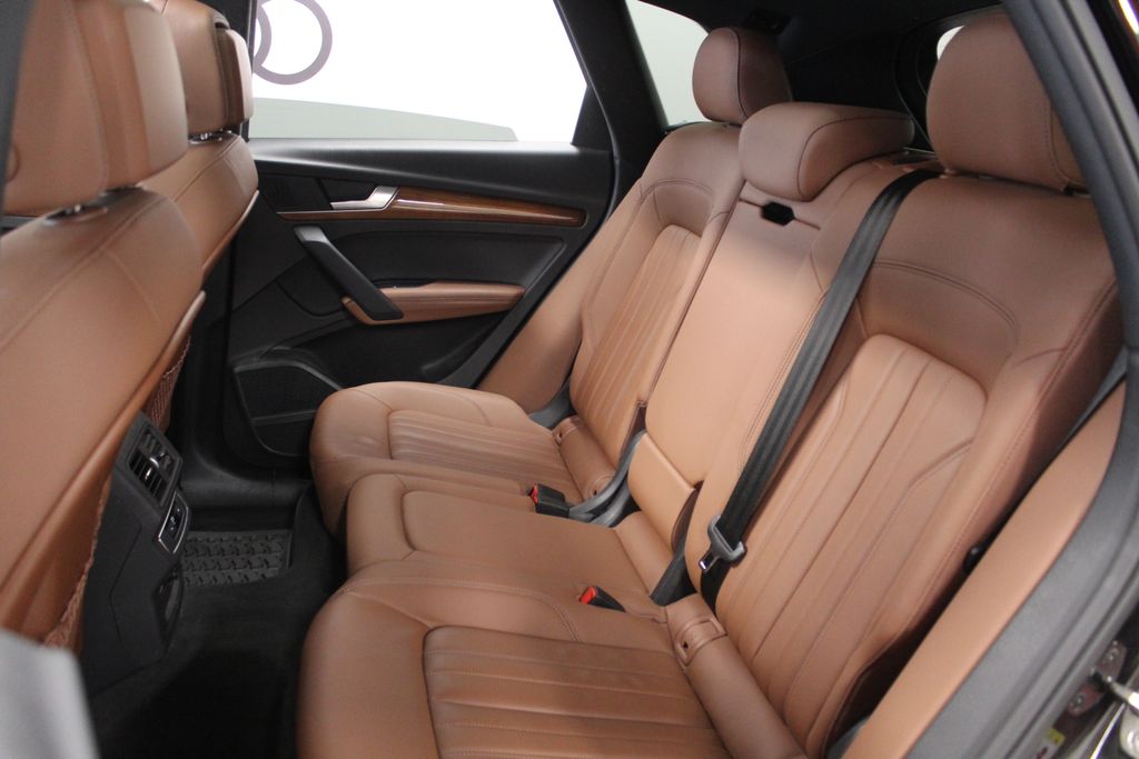 Thumbnail: 2023 Audi Q5 - 28