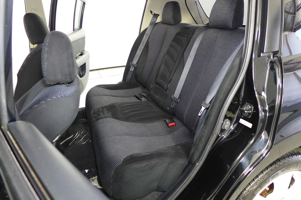 Thumbnail: 2012 Nissan Versa - 20