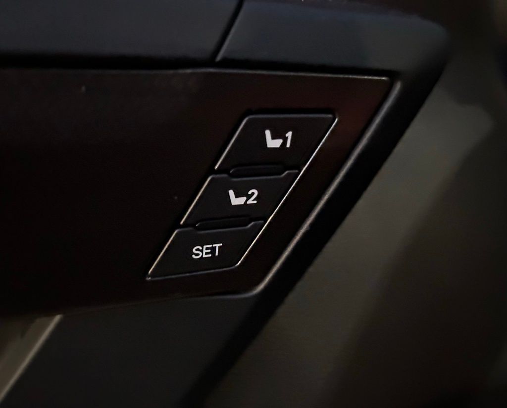 Thumbnail: 2023 Toyota Sequoia - 19