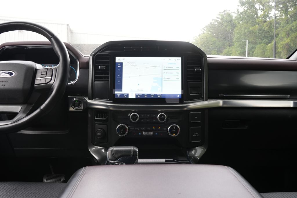 2022 Ford F-150 Lariat - 10