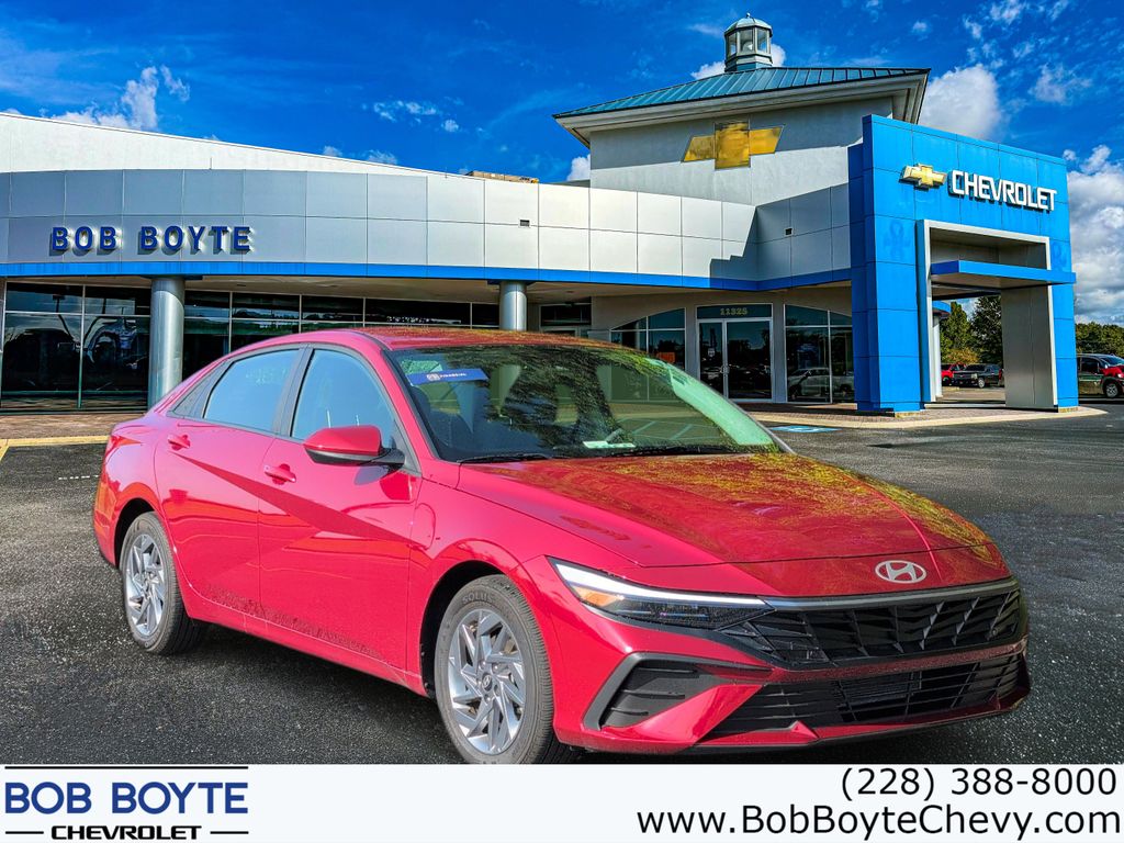 Ultimate Red 2024 Hyundai Elantra Sedan Front-Wheel Drive Continuously Variable Transmission