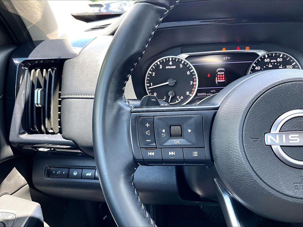 2025 Nissan Pathfinder — photo 23