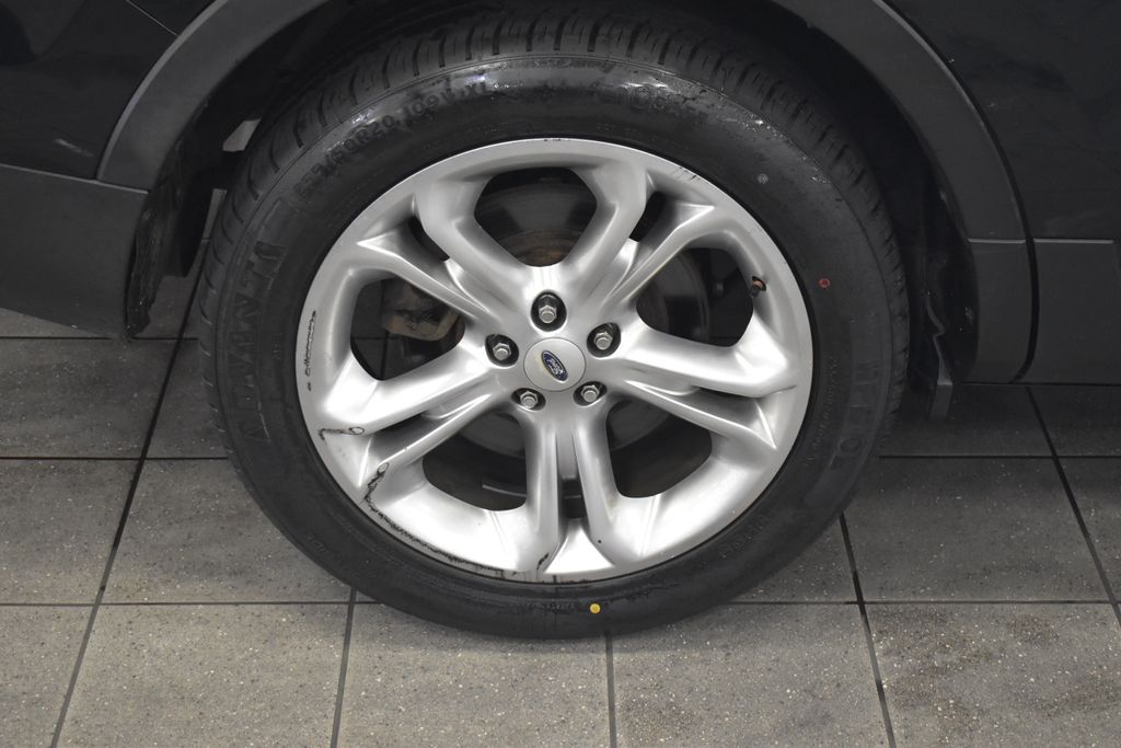 Thumbnail: 2014 Ford Explorer - 14