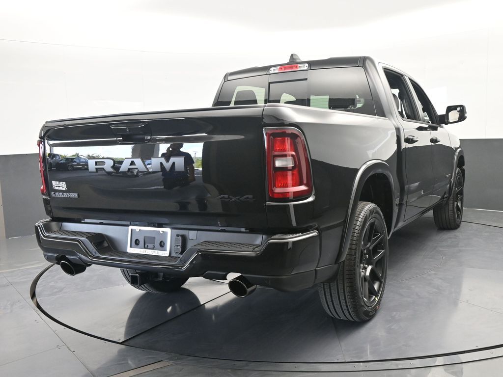 New 2026 Diamond Black Crystal Pearlcoat Ram Laramie image 5