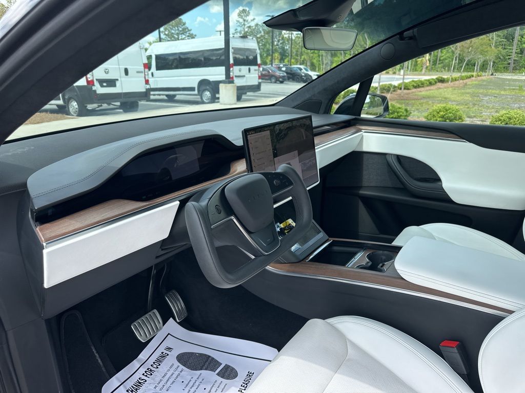 2022 Solid Black Tesla Model X Base AWD SUV