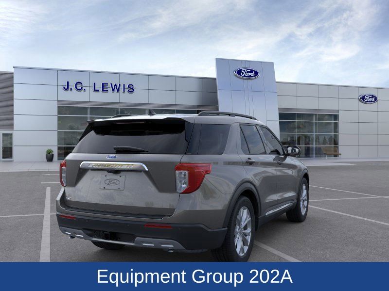 2024 Ford Explorer XLT