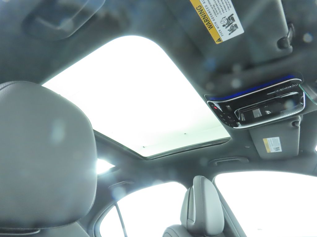 Thumbnail: 2025 Mercedes-Benz C-Class - 20