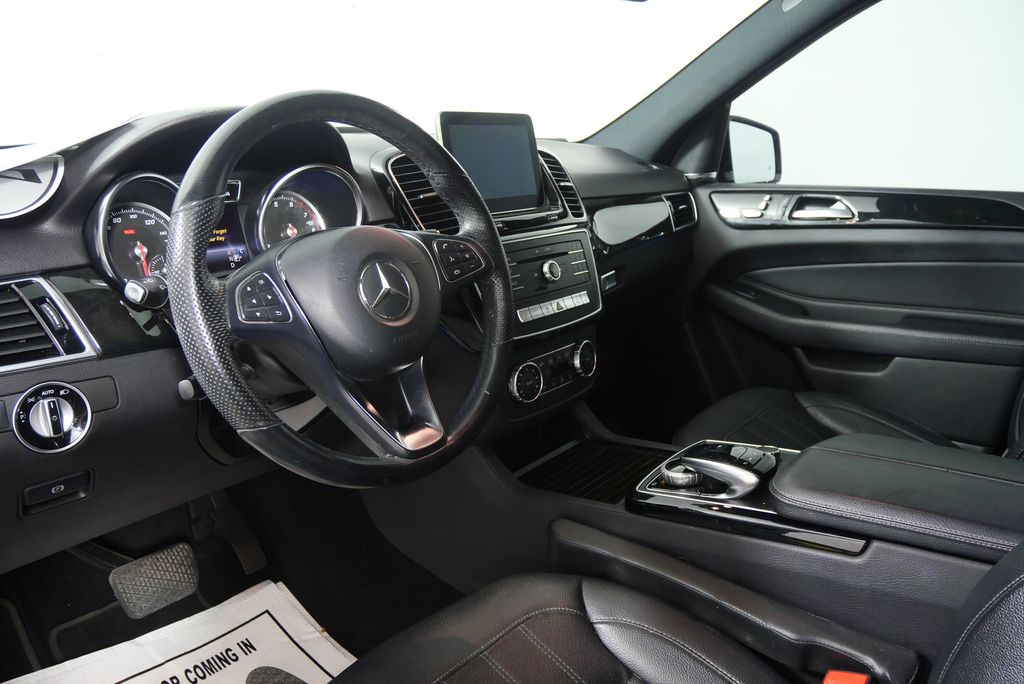 Thumbnail: 2017 Mercedes-Benz GLE - 13