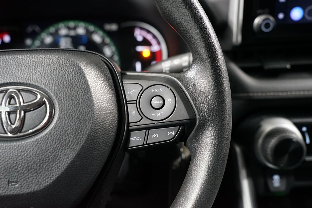 Thumbnail: 2024 Toyota RAV4 - 13