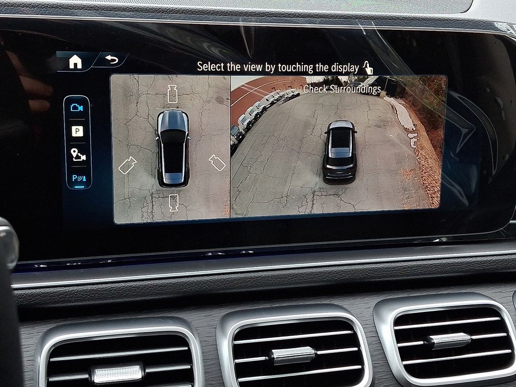 Thumbnail: 2026 Mercedes-Benz GLE - 13