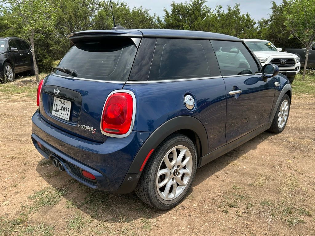 2015 MINI Cooper Base 3