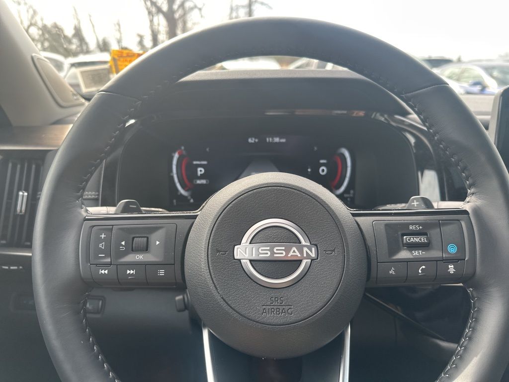 Used 2025 Blue Nissan Platinum image 12