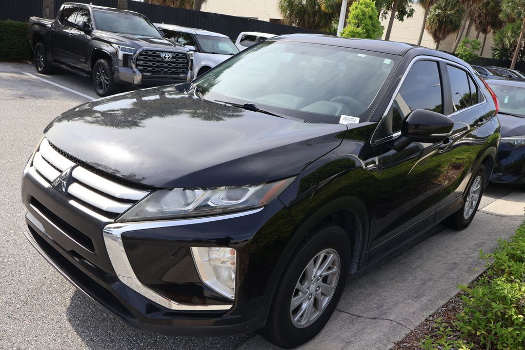 Thumbnail: 2019 Mitsubishi Eclipse Cross - 2