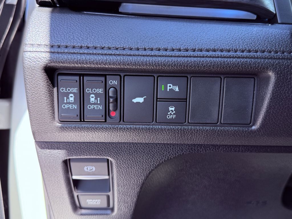 new 2026 Honda Odyssey car, priced at $46,088