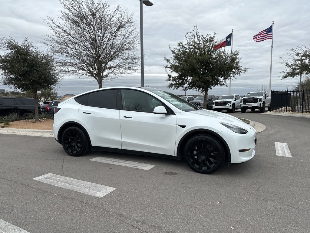 Used Car 2021 Tesla Model Y  Long Range For Sale Under $30,000 In Austin, Texas