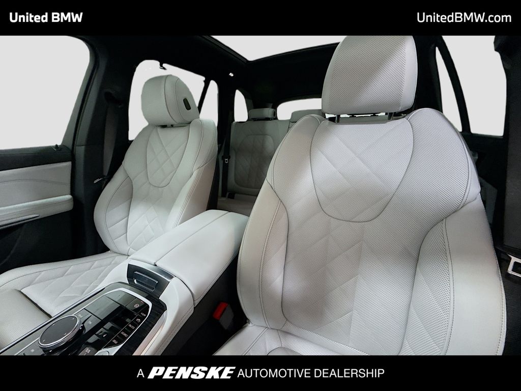 Thumbnail: 2026 BMW X5 - 5