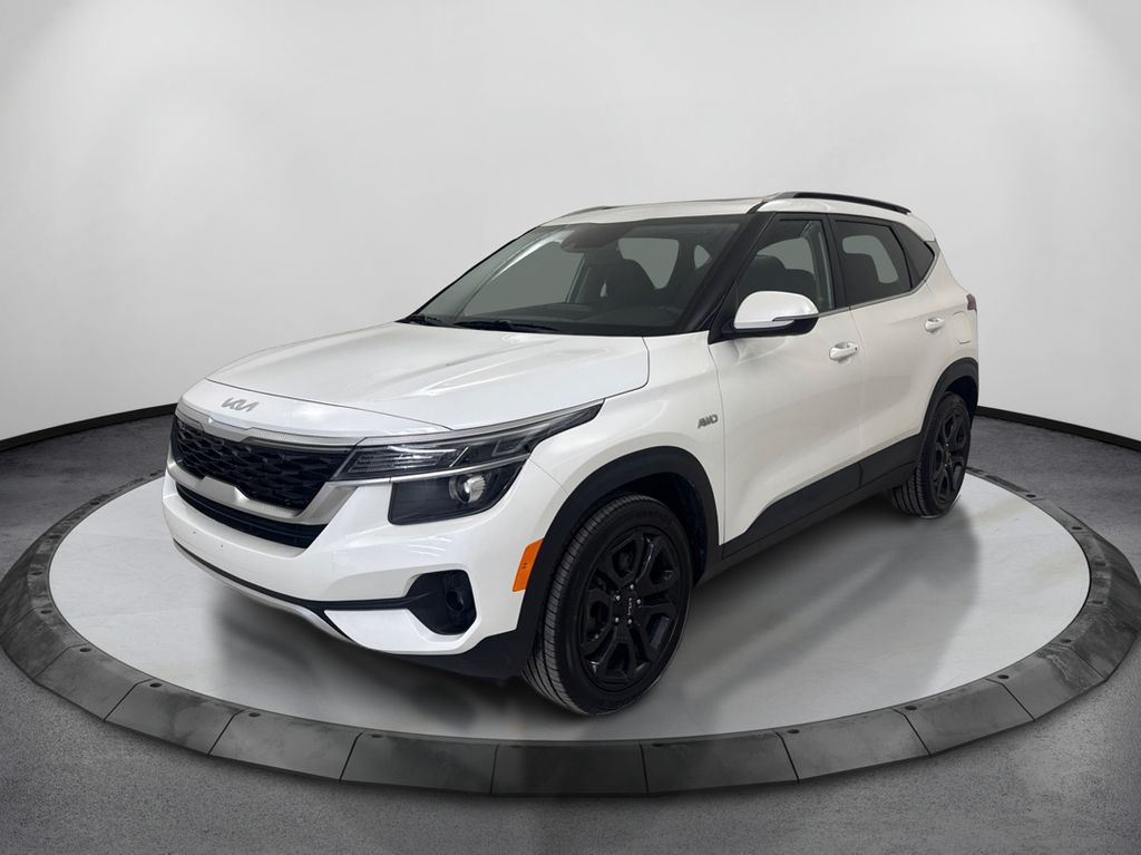 2023 Kia Seltos EX AWD