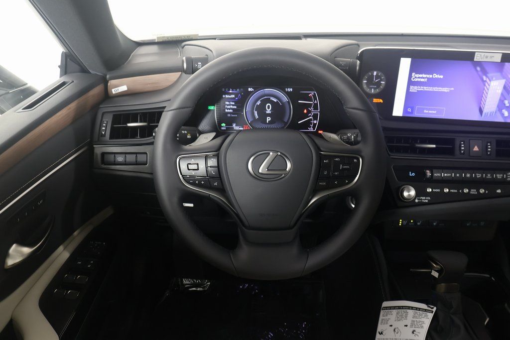 2025 Lexus ES Hybrid 300h Luxury 3