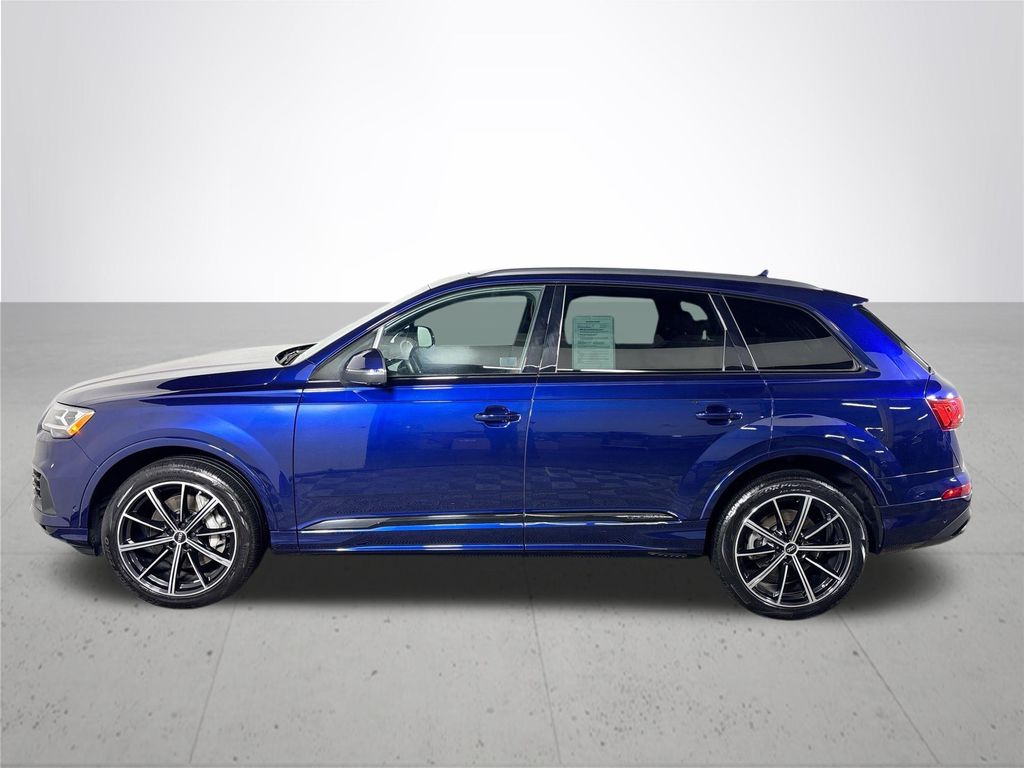 2022 Audi Q7 55 Premium Plus