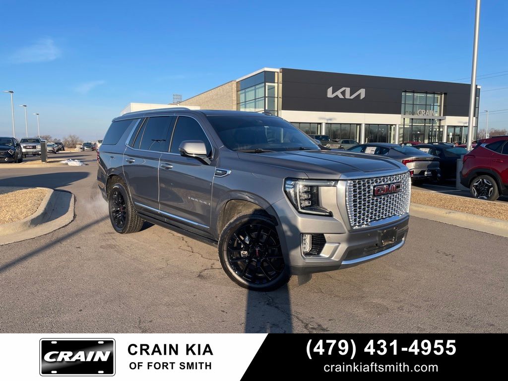 2022 GMC Yukon Denali 4WD