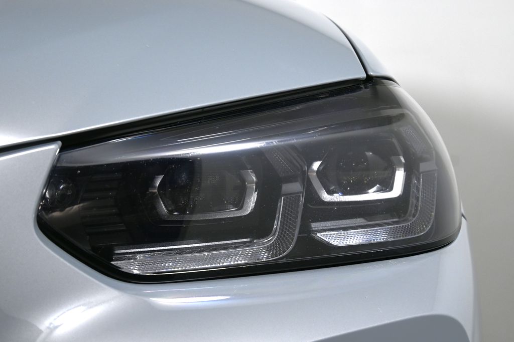 Thumbnail: 2024 BMW X3 - 11