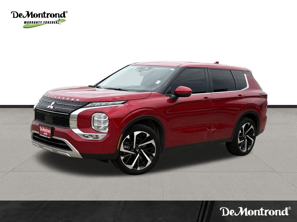2022 Mitsubishi Outlander SE  at North Houston Mitsubishi