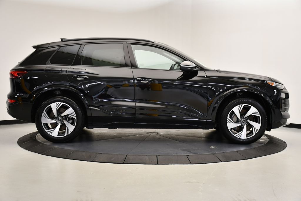 2025 Audi e-tron Premium 6