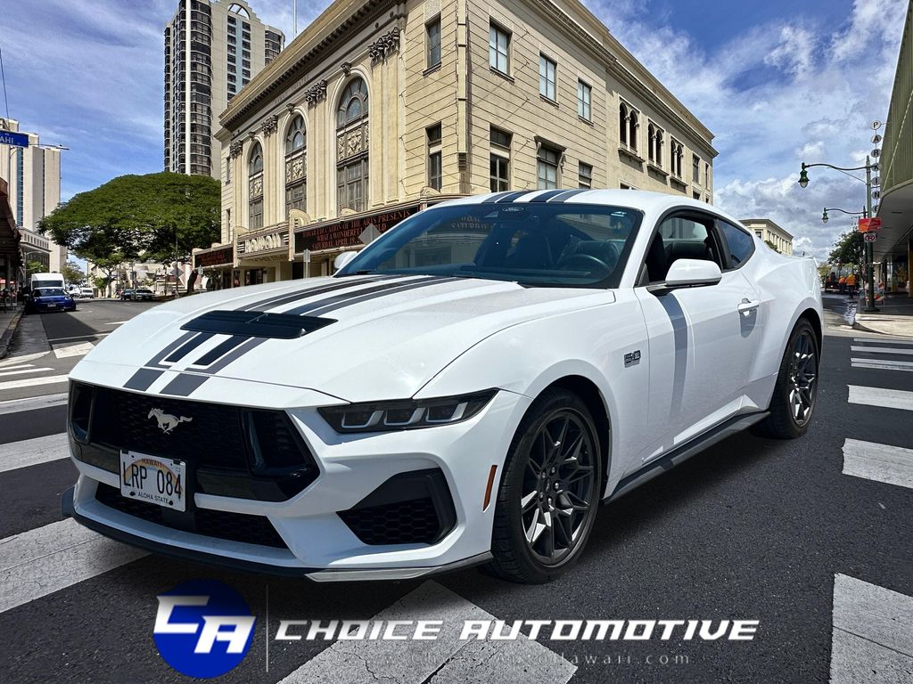 Oxford White 2024 Ford Mustang Coupe Rear-Wheel Drive 6-Speed Manual