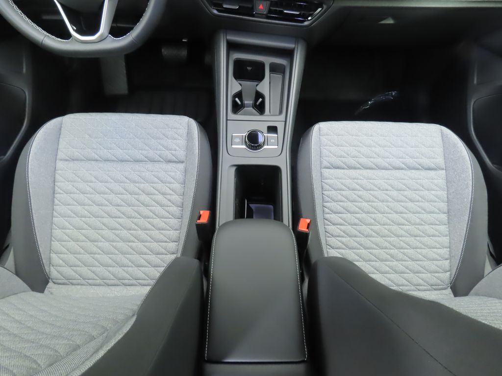 Thumbnail: 2026 Volkswagen Tiguan - 16