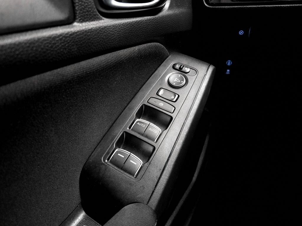 2022 Honda Civic Hatchback Sport photo 23