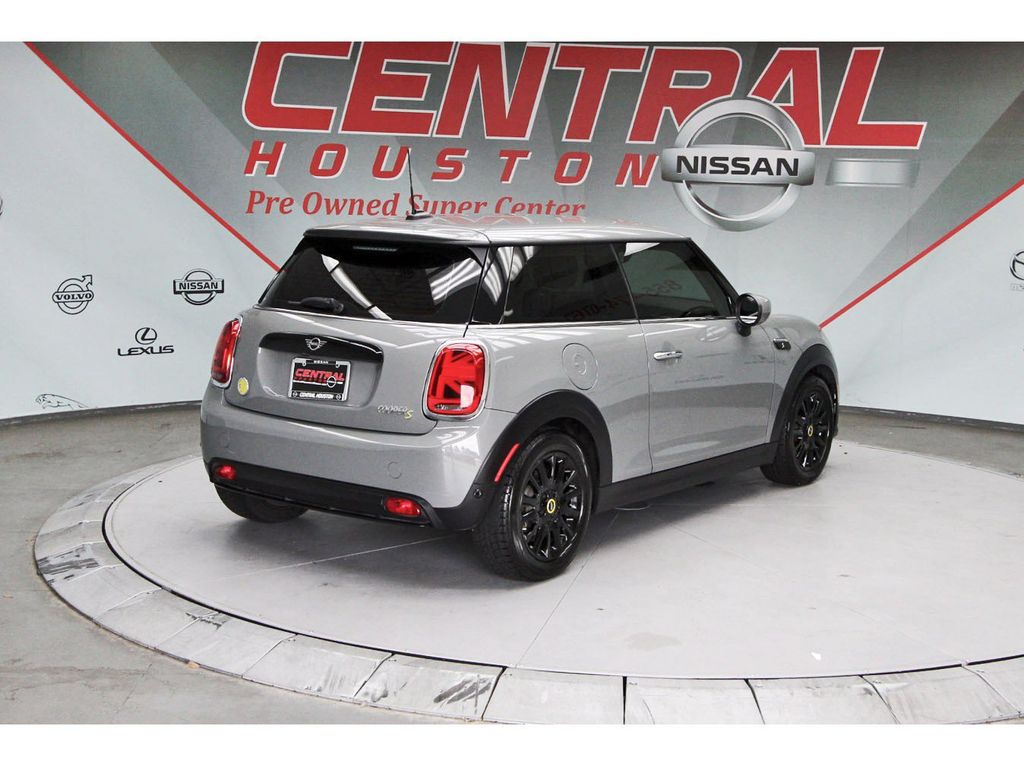 2023 MINI Cooper Base - 3