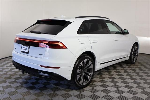 Thumbnail: 2026 Audi Q8 - 2