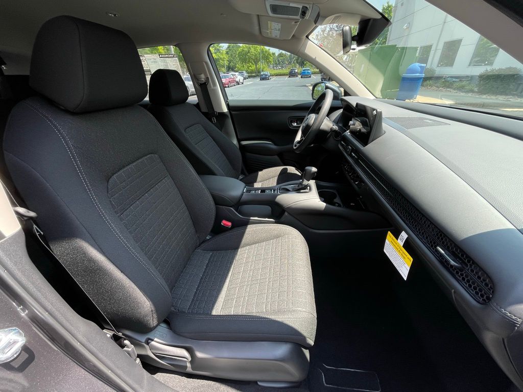 Thumbnail: 2026 Honda HR-V - 32