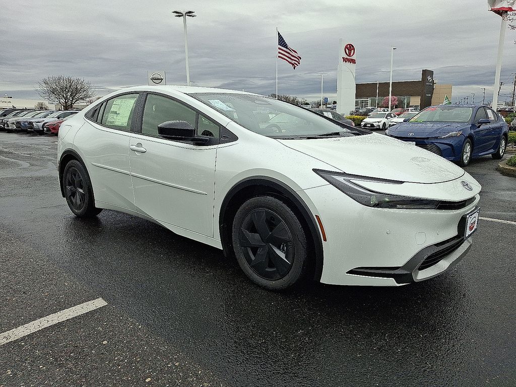 Thumbnail: 2026 Toyota Prius - 2