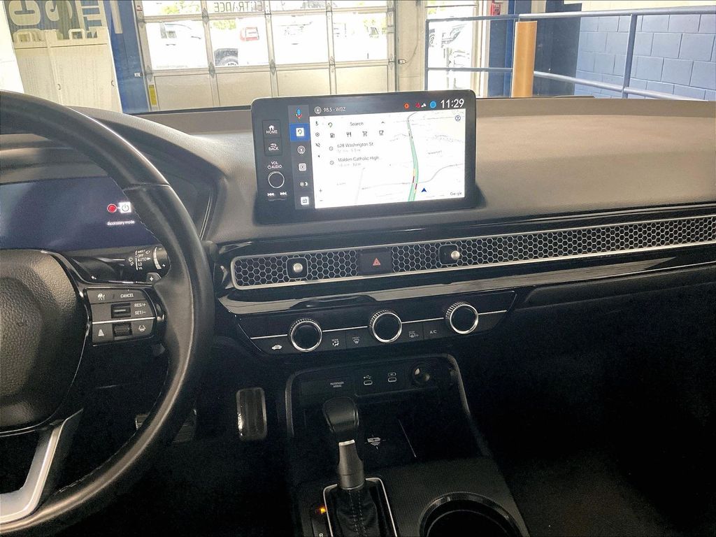 2025 Honda Civic Hybrid — photo 18