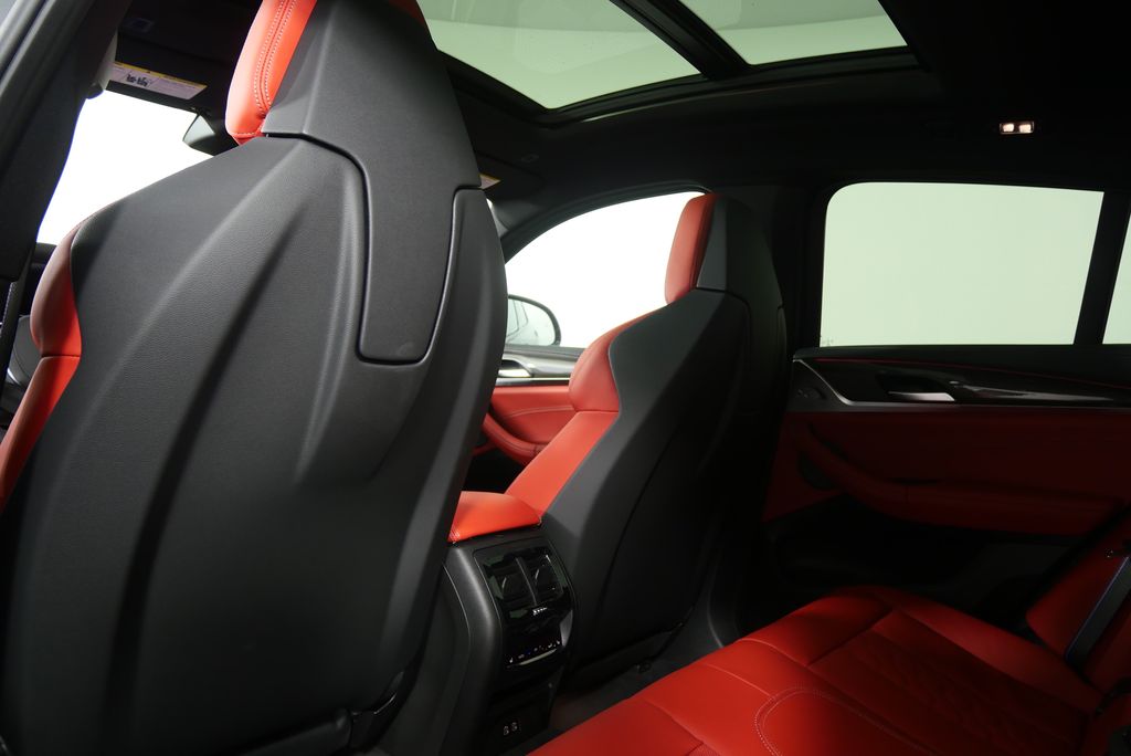 Thumbnail: 2025 BMW X4 - 17