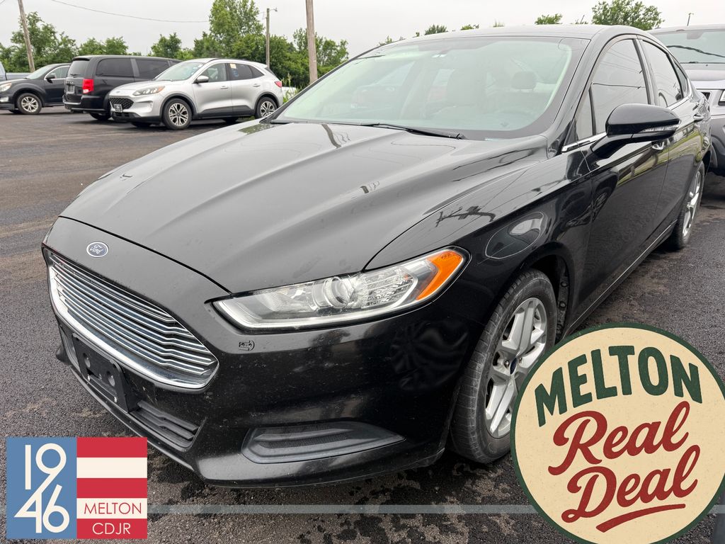 Tuxedo Black Metallic 2013 Ford Fusion SE Sedan Front-Wheel Drive 6-Speed Automatic