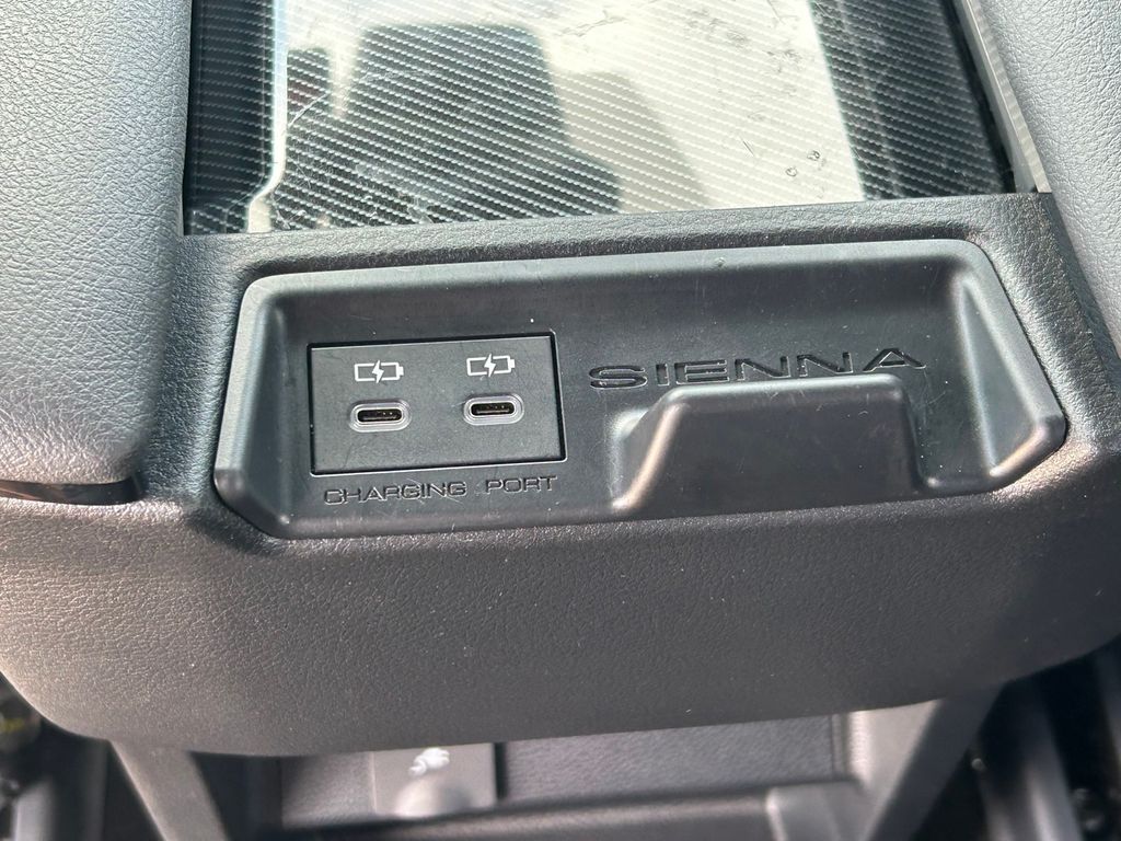 Used 2025 Toyota Sienna Van