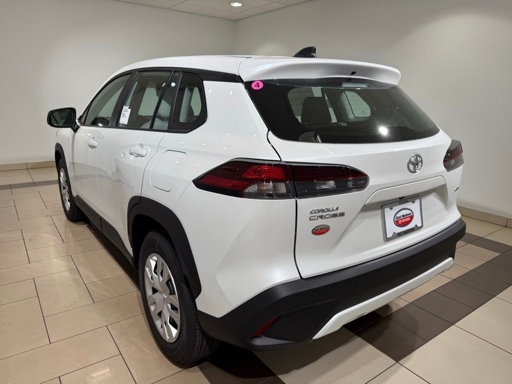 Thumbnail: 2026 Toyota Corolla Cross - 3