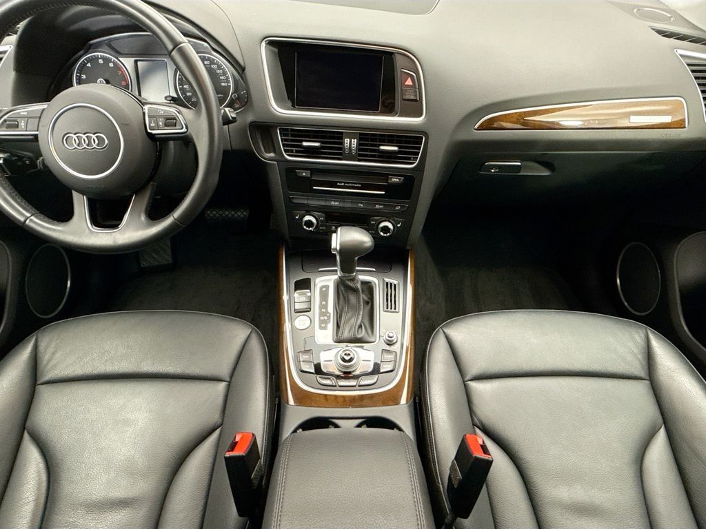 Thumbnail: 2016 Audi Q5 - 13