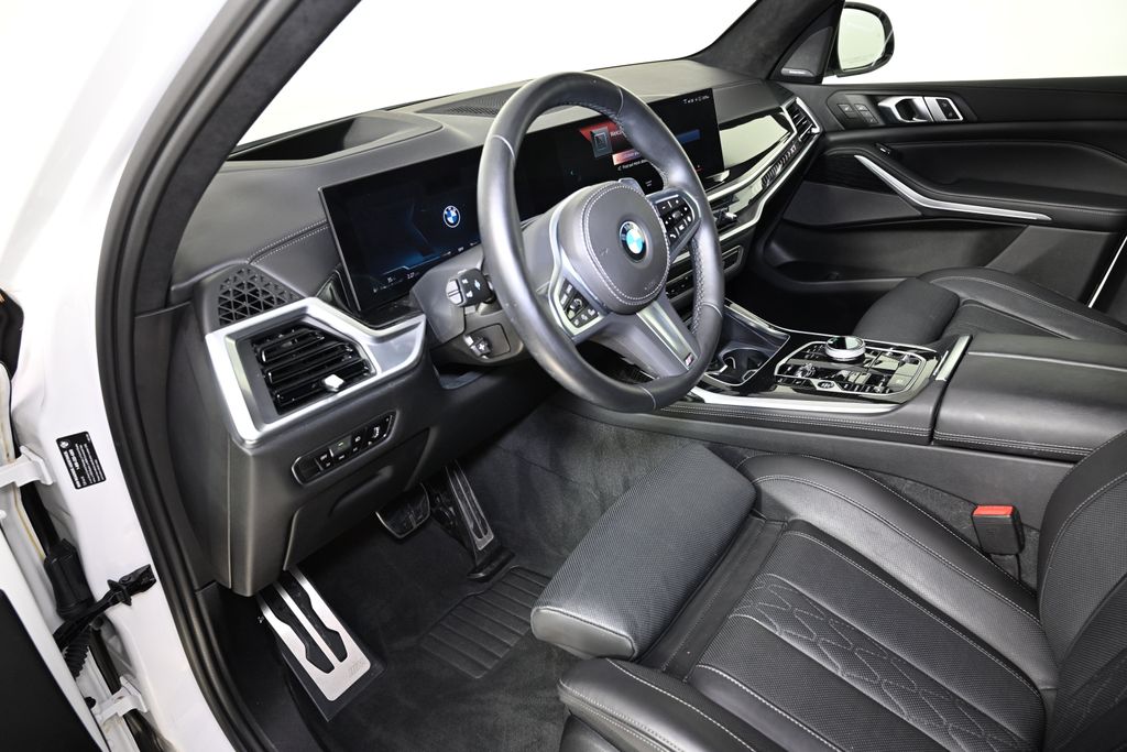 2023 BMW X7 xDrive40i 15