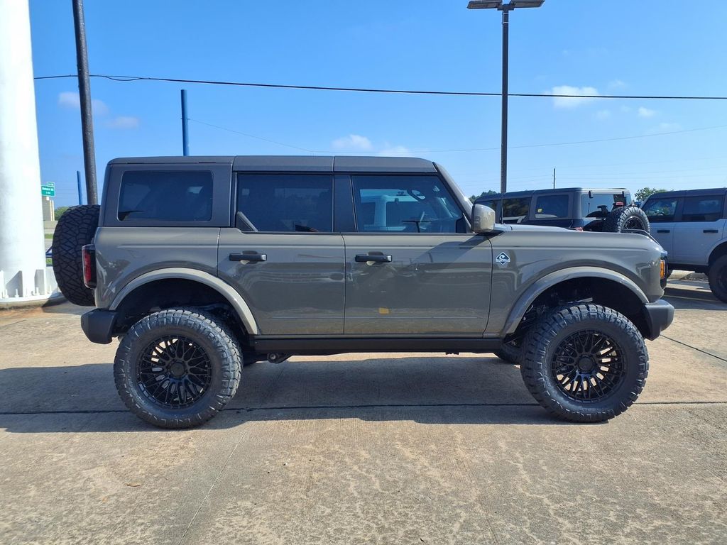 2026 Ford Bronco Outer Banks - 7